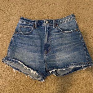 Abercrombie short